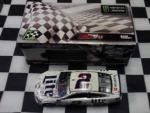 【送料無料】模型車　スポーツカー　ブラッド＃マーティンズヴィルフュージョンアクションbrad kaselowski 2 miller lite martinsville win 2017 fusion 124 action nib