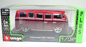 【送料無料】模型車　スポーツカー　フォルクスワーゲンフォルクスワーゲンバスチューニングサンバスケールvolkswagen vw bus t1 samba tuned red 132 scale by bburago