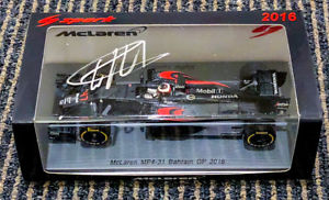 【送料無料】模型車　スポーツカー　サインマクラーレンフェルバーレーンautographed spark 143 mclaren mp431 stel vandoorne bahrain gp 2016 s5017｜hokushin 20,286円