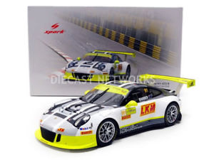 【送料無料】模型車　スポーツカー　スパーク118porsche 911 gt3 rmacauカップ201618sa007spark 118 porsche 911 gt3 rmacau world cup 2016 18sa007