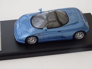 【送料無料】模型車　スポーツカー　モデルドプレゼンテーションchestnut model 143 de tomaso guara maquette presentation 1994