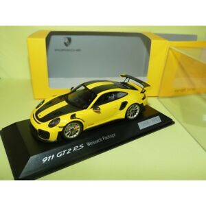 【送料無料】模型車　スポーツカー　ポルシェタイプパッケージスパーク