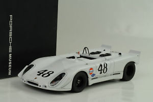 【送料無料】模型車　スポーツカー　ポルシェ＃セブリングスティーブマックィーン1970 porsche 90802 48 sebring steve mcqueen 118 autoart museum