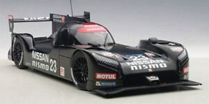 【送料無料】模型車　スポーツカー　ニスモ＃ルマンテストカーnissan gtr lm nismo 23 24h le mans lmp1 test car 2015 autoart 118 aa81577 mod