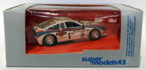【送料無料】模型車　スポーツカー　vitesseモデル143ダイカストsm3 ランチア0371983r6マティーニvitesse models 143 scale diecast sm3 lancia 037 rally 1983 r6 martini