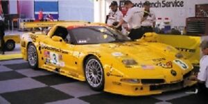 【送料無料】模型車　スポーツカー　コルベットセブリングモデルcorvette c5r sebring 2002 winner gts c ac4021403 143 model