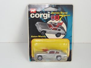 【送料無料】模型車　スポーツカー　kbコーギーaston martin james bond007kb corgi juniors aston martin james bond 007