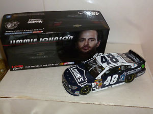 【送料無料】模型車　スポーツカー　＃ジミージョンソンロウシボレーアクションsigned 124 48 jimmie johnson foundation lowes 2014 chevy ss action 1637 17,986円