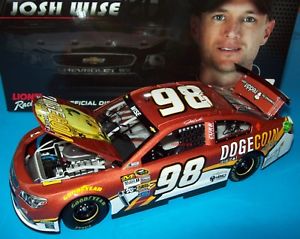 【送料無料】模型車　スポーツカー　ジョシュ＃ビンテージサインjosh wise 2014 dogecoin 98 vintage finish signed autograph 124 rare 1 of 36
