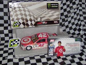 【送料無料】模型車　スポーツカー　2017カイルラルソン42リッチモンド124th2017 kyle larson 42 target richmond win 124th