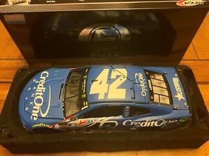 【送料無料】模型車　スポーツカー　＃カイルラーソンクレジットレースバージョンエリート42 kyle larson 2018 credit one patriotic raced version 1 24 lionel elite car 18,186円