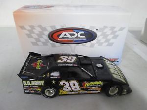 【送料無料】模型車　スポーツカー　ライアンニューマンadc ryan man modified dirt army 124