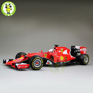 【送料無料】模型車　スポーツカー　1182015フェラーリf1 f1 sf15t sebastian vettel5bburago 16801118 2015 ferrari formula 1 f1 sf15t sebastian vettel no 5 bburago 16