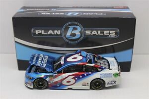 【送料無料】模型車　スポーツカー　マット＃ウィンダムmatt kenseth 6 2018 wyndham rewards patriotic liquid color 124 free ship
