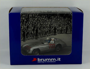 【送料無料】模型車 スポーツカー メルセデスレフミッレミリアスターリングモスbrumm mercedes 300slr mille miglia 1955 stirling mossjenkinson as40 signed|hokushin