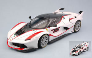 【送料無料】模型車　スポーツカー　フェラーリfxxk75118モデルbburagoferrari fxxk 75 white signature 118 model bburago｜hokushin