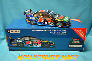 【送料無料】模型車　スポーツカー　サンダウンカラーリングボンネット118 classics 2013 fpr sandown 500 livery signed bonnet by m winterbottom 29,887円