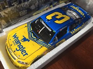 【送料無料】模型車　スポーツカー　デイルアーンハートジュニア＃デイトナレースラングラーアーク2010 dale earnhardt jr 3 daytona race win wrangler arc car