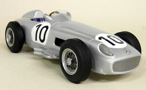 【送料無料】模型車　スポーツカー　iscale 118ファンヒオメルセデスw196 f1 1955gpモデルカーiscale 118 scale fangio mercedes w196 f1 1955 2nd british gp resin model car