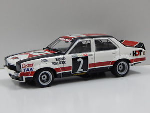 【送料無料】模型車　スポーツカー　ホールデンバサーストウォーカー118 holden l34 torana 1975 bathurst 3rd place bondwalker 2 carlectables 1