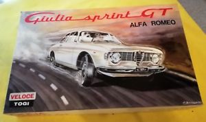 【送料無料】模型車　スポーツカー　キットアルファジュリアスプリント123 togi kit assembled alfa giulia sprint gt fast 1965 street red boxed｜hokushin