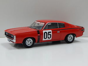 【送料無料】模型車　スポーツカー　クライスラーチャージャービアンテツーリング＃オートアート118 chrysler charger biante historic touring car 05 auto art 71501