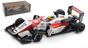【送料無料】模型車　スポーツカー　スパークダラーラ＃マカオグランプリミックシューマッハスケール