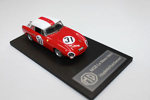 【送料無料】模型車　スポーツカー　ルマンモデルホワイトメタルスケールmgb le mans 1963, number 31, built model, white metal amp; resin,143 scale