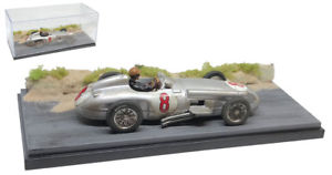 【送料無料】模型車　スポーツカー　sc12メルセデスw1968オランダgp 1954 フアンマニュアルファンヒオ143sc12 mercedes w196 8 winner dutch gp 1954 juan manual fangio 143 scale｜hokushin