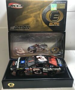 【送料無料】模型車 スポーツカー 1997デイルアンハート3 gm goodwrenchバージョン124エリート1997 dale earnhardt 3 gm goodwrench crash car raced version 124 elite