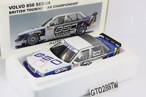 【送料無料】模型車　スポーツカー　スケールボルボセダンプレゼンテーション＃autoart 118 scale volvo 850 sedan btcc 1995 presentation rydel l harve89596