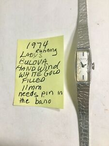 【送料無料】腕時計　ホワイトゴールドハンドウインチ1974 ladys bulova white gold filled hand wind wristwatch running