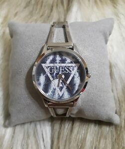 【送料無料】腕時計　ステンレススチールブレスレットシルバーguess womens stainless steel bracelet silver watch 34mm｜hokushin