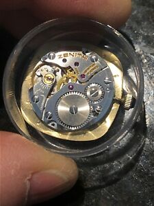 【送料無料】腕時計　ビンテージメンズゼニスムーブメントキャリバーvintage mens zenith movado wristwatch movement caliber 2320 running｜hokushin