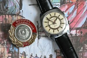 【送料無料】腕時計　アラームベージュビンテージソウォッチpoljot alarm 26121 beige watch budilnik vintage urss ussr