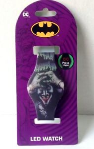 希少 バットマン FOSSIL 限定販売品 腕時計 フィギュア BATMAN バットマン』と「フォッシル」コラボ商品が限定発売 ─ ウォッチ