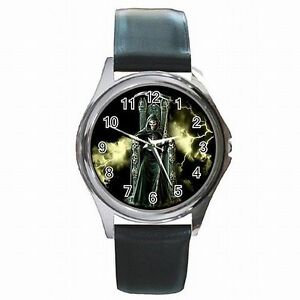 【送料無料】腕時計　スケルトンスカルキングパンクアクセサリーskeleton skull king emo punk accessory leather watch