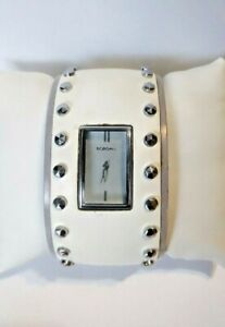 【貨物輸送無料】ウォッチ レディースシルバーストーンクオーツカフブレスレットladies bcbg gl7005 silver tone quartz cuff bracelet watch 0194 腕時計-レディース腕時計