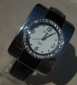 【送料無料】腕時計　ビンテージancienne montre vintage abijah feminine,design original,tb fonctionnalite1990