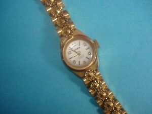 【送料無料】腕時計　ビンテージプラークメートルmontre dame vintage zand plaqu or 10 m
