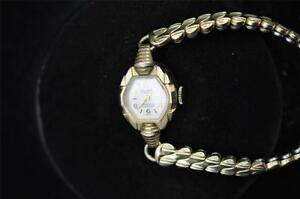 【送料無料】腕時計　ビンテージレディーススイスvintage ladies swiss gerwaco wristwatch keeping time