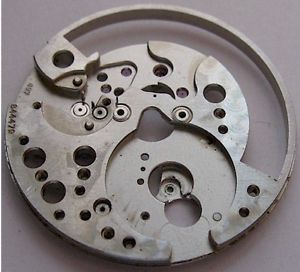 【送料無料】腕時計　マチックメインプレート＃lecoultre futurematic 497 used part main plate 100