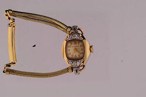 【送料無料】腕時計　ビンテージレディースウオッチメーカーvintage ladies bulova wristwatch grade 68k