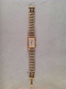【送料無料】腕時計　ゴールドトーンクラスプロングhelbros rectangular gold tone wrist watch w clasp 6 long