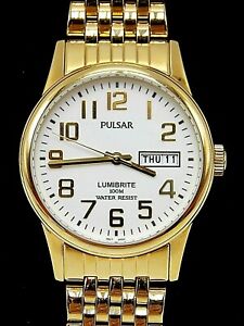 【送料無料】腕時計　ブランド＃ゴールドトーンパルサーbrand men039;s gold tone pulsar lumibrite 100m easy to read wrist watch pxn110