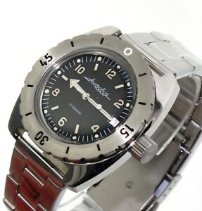 【送料無料】腕時計 ヴォストークダイバーウォッチサブvostok amphibia diver watch 200m sub 150366