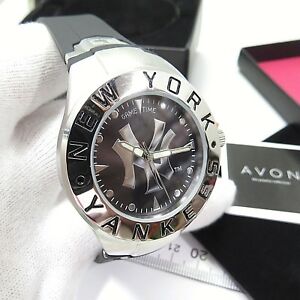 【送料無料】腕時計　ニューヨークヤンキーズエイボンボックスミントメンズキッズウォッチ york yankees, mlb, avon, wtin and box, mint, menskids, watch 266p｜hokushin