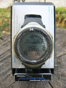 【送料無料】腕時計 ヌオーヴォダコタナビゲータウォッチnuovo dakota dk7920 orologio atech navigator watch|hokushin