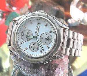 【貨物輸送無料】ウオッチ パルサークロノグラフpulsar  chronograph y1826a60 working date watch  one year warranty green hands