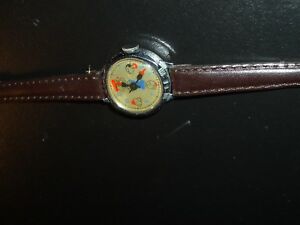 【送料無料】腕時計　レディースscarce 1948 popeye and friends character watch*boysgirlsladies*runsaccurate